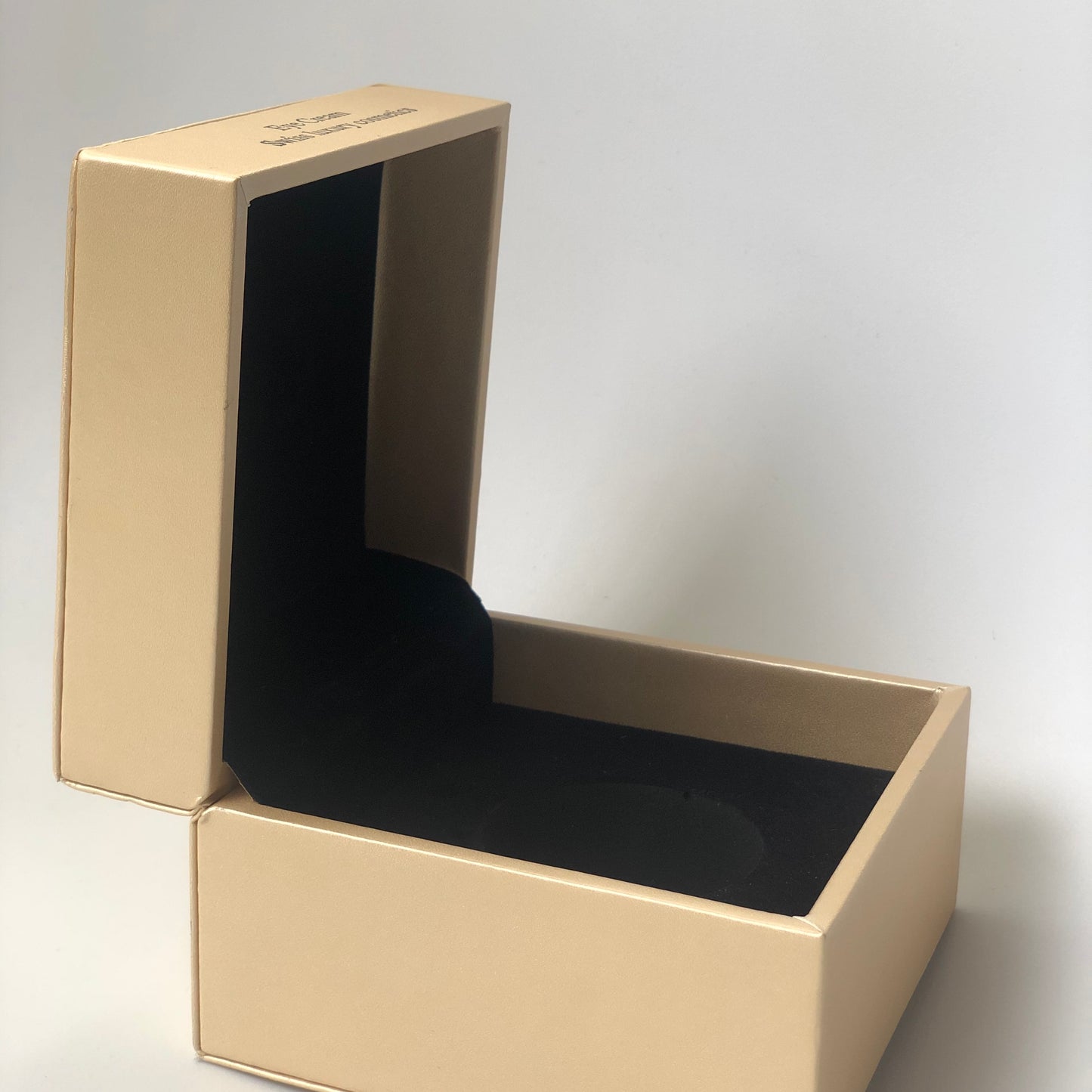 Customized MDF Wooden Cover PU Leather Gift Box Custom Logo Luxury Rigid Box For Jewelry Watch Wine Cosmetic Premium Gift Pack
