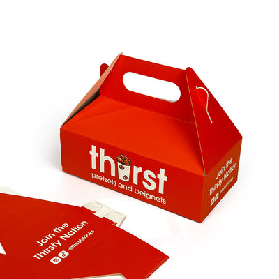 Cajas de Papel Impresas Personalizadas con Asa a Dos Aguas | Cajas de Transporte con Logo para Panadería, Alimentos y Comida para Llevar | MOQ 100 unidades