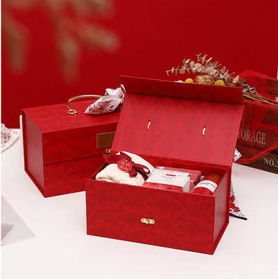 Caja de regalo de mano de lujo vintage personalizada | Verde grabado en relieve con asa de metal, broche dorado y lazo de seda para té, joyas y regalos premium | Cantidad mínima de pedido: 100 unidades