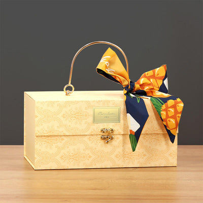 Caja de regalo de mano de lujo vintage personalizada | Verde grabado en relieve con asa de metal, broche dorado y lazo de seda para té, joyas y regalos premium | Cantidad mínima de pedido: 100 unidades