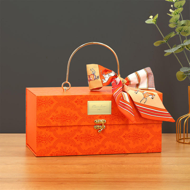 Caja de regalo de mano de lujo vintage personalizada | Verde grabado en relieve con asa de metal, broche dorado y lazo de seda para té, joyas y regalos premium | Cantidad mínima de pedido: 100 unidades