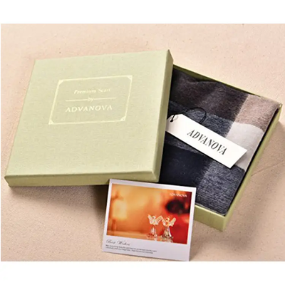 Caja de regalo grande personalizada de dos piezas con tapa y base para ropa | Logotipo con lámina dorada o plateada y papel de seda de marca para embalaje minorista de camisas, bufandas y marcas de moda | Varios colores | MOQ 100 unidades