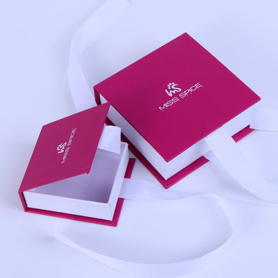 Luxury Rose Red Flip Top Magnetic Jewelry Gift Box Custom Logo Recyclable Hard Cardboard Rigid Packaging Box For Ring Necklace Earring Bracelet
