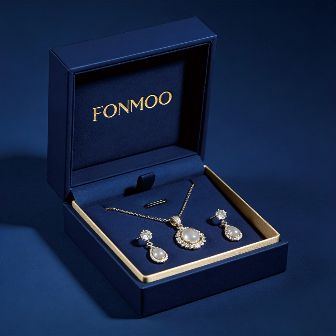 Customized Luxury Paperboard Flip Jewelry Box Custom Logo Magnetic Rigid Gift Box Recyclable Flip Top Packaging For Ring Necklace Earring Bracelet Watc