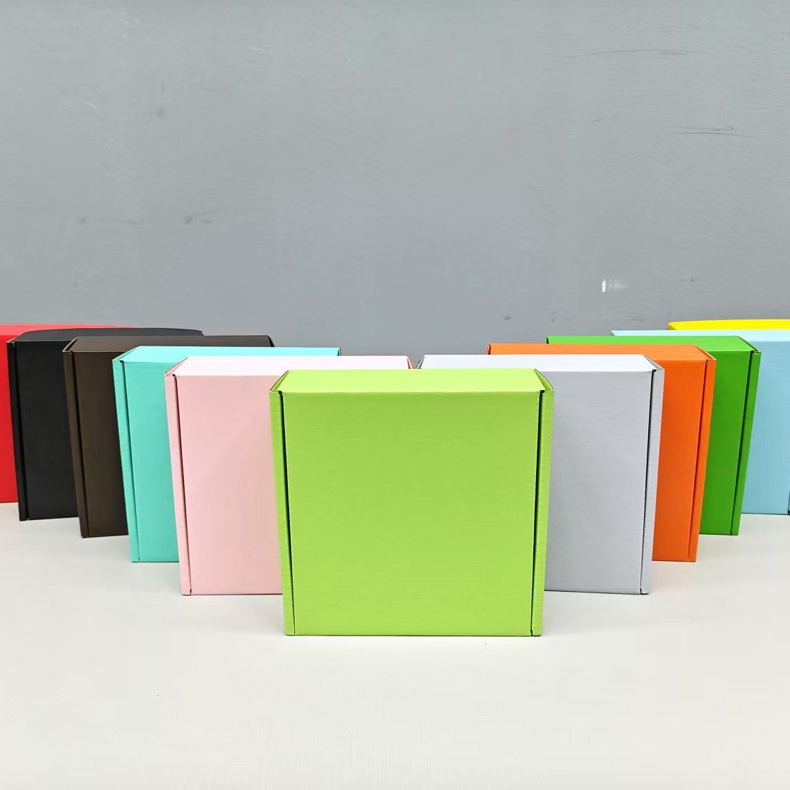 MOQ 500 PCS | Colorful Packaging Boxes | Custom Sizes, Printing & Logos | Design Service, Samples by Air & Sea Freight Shipping from China