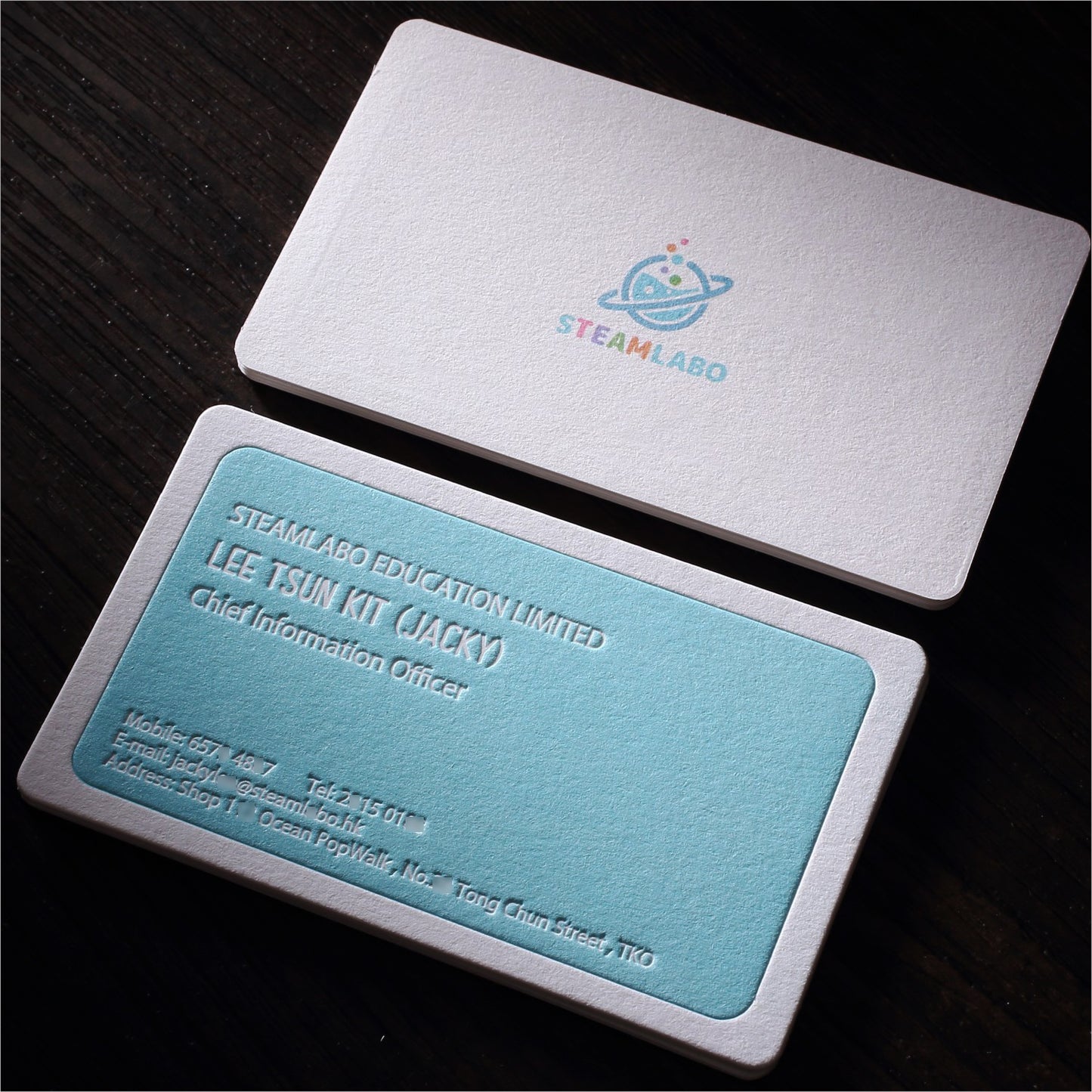 3D Embossed Luxury Green Business Card Printing Thick Matte Green Specialty Paper Gold Foil Debossed Custom Logo Die Cut Visiting Card Wholesale Printing Service