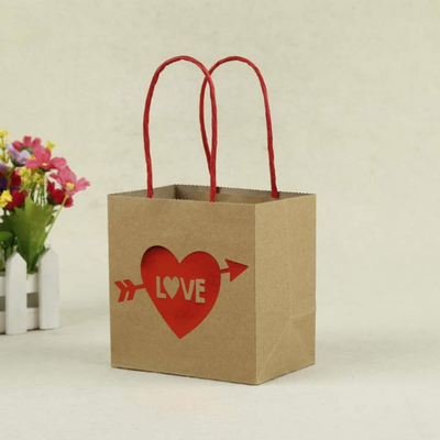 Customized Portable White Kraft Paper Bags Eco Recyclable Custom Logo For Clothing Cosmetic Gift Bakery Retail Pack