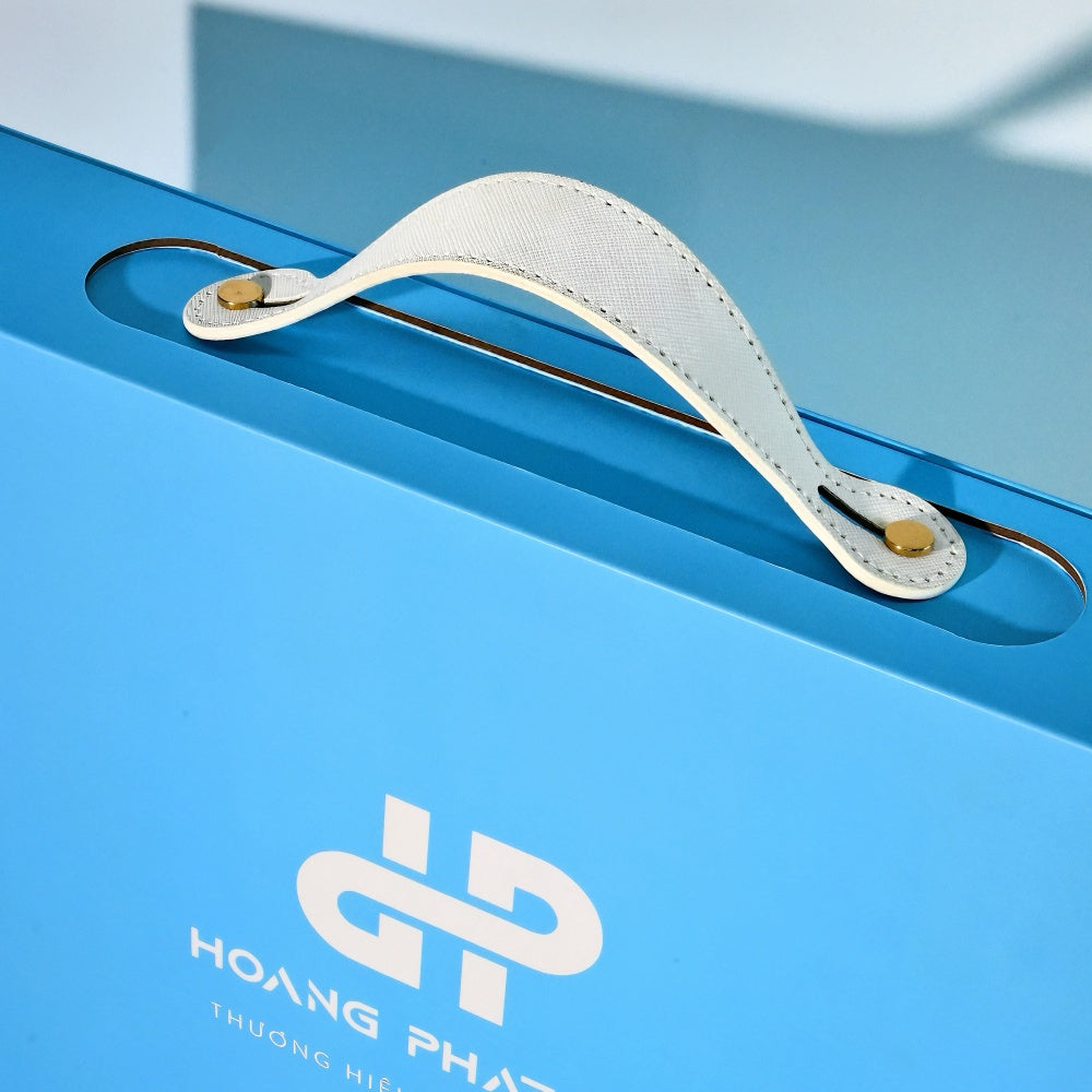 Custom Eco Friendly Rigid Book Shaped Gift Box Magnetic Closure Recyclable Paper Packaging For Cosmetic Jewelry Wellness Gift