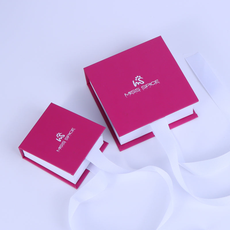 Luxury Rose Red Flip Top Magnetic Jewelry Gift Box Custom Logo Recyclable Hard Cardboard Rigid Packaging Box For Ring Necklace Earring Bracelet