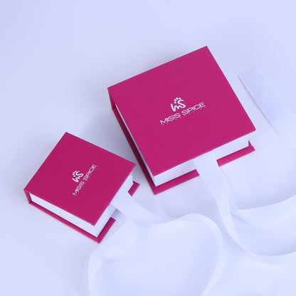 Luxury Rose Red Flip Top Magnetic Jewelry Gift Box Custom Logo Recyclable Hard Cardboard Rigid Packaging Box For Ring Necklace Earring Bracelet