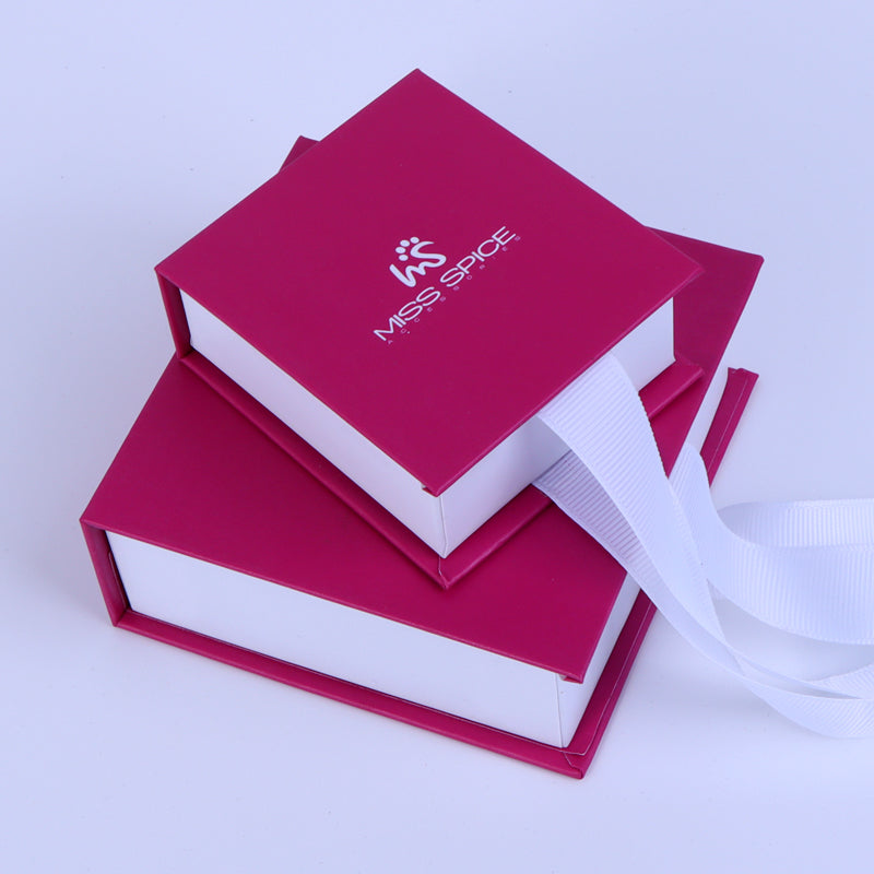 Luxury Rose Red Flip Top Magnetic Jewelry Gift Box Custom Logo Recyclable Hard Cardboard Rigid Packaging Box For Ring Necklace Earring Bracelet