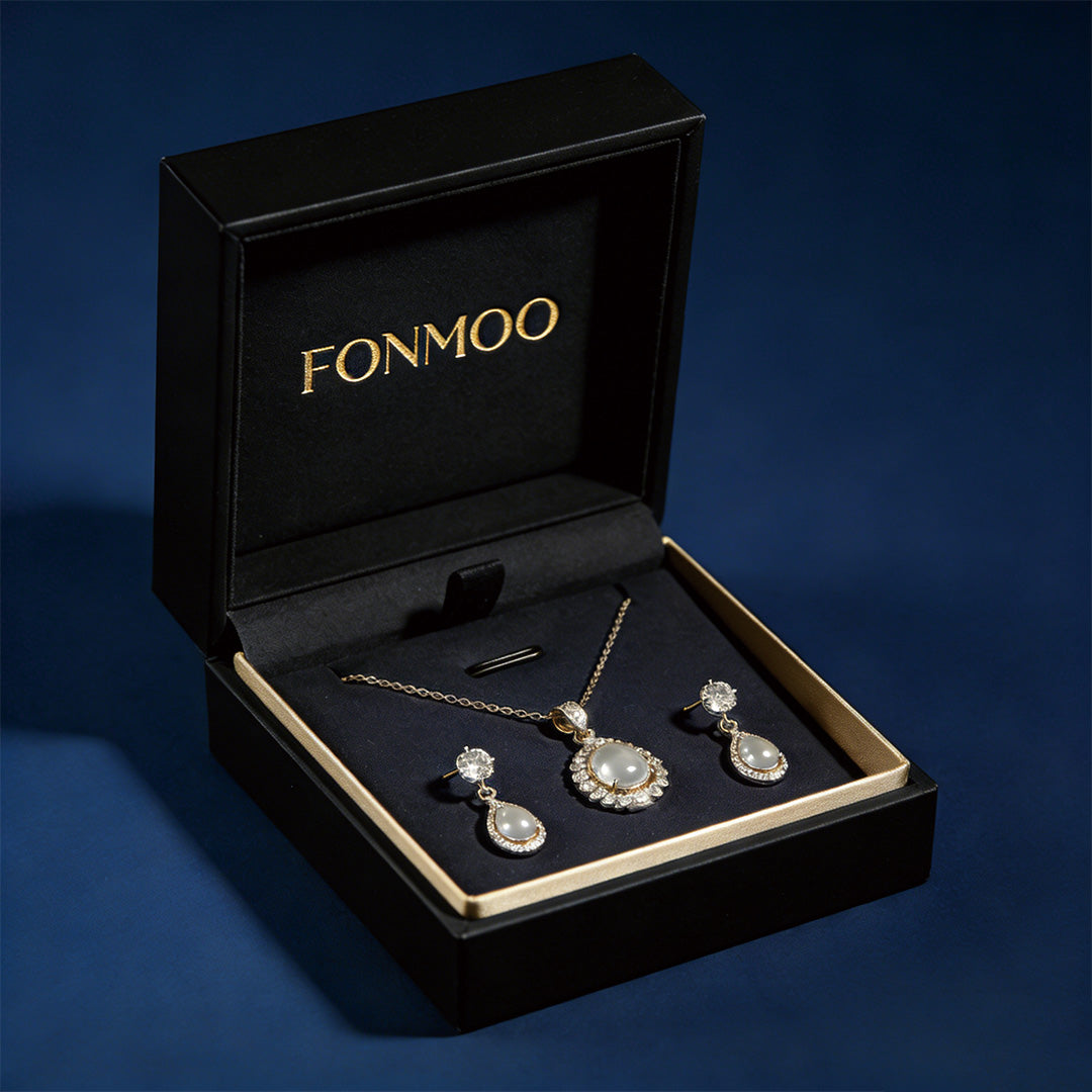 Customized Luxury Paperboard Flip Jewelry Box Custom Logo Magnetic Rigid Gift Box Recyclable Flip Top Packaging For Ring Necklace Earring Bracelet Watc