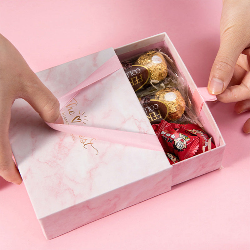High-end Boutique Gift Box With Customizable Handle Foldable Magnetic Rigid Box Custom Logo Print Wedding Holiday Cosmetic Jewelry Portable Luxury Packaging OEM Wholesale