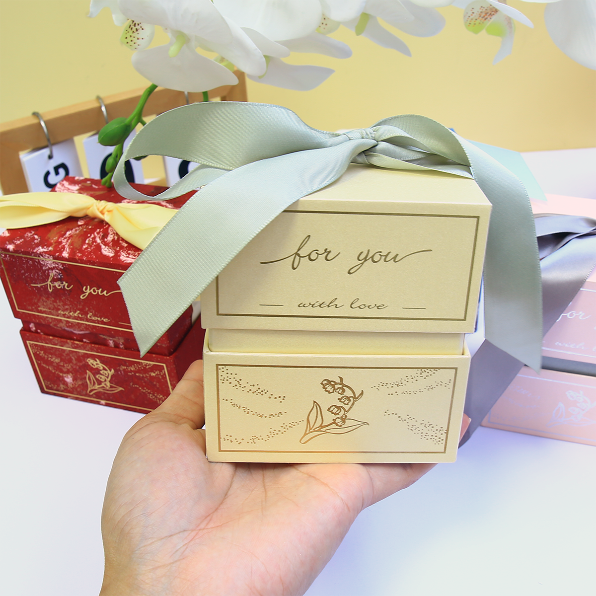 Luxury Premium Eco-Friendly Rigid Magnetic Gift Box Foldable Flip Lid Custom Logo Print Recyclable Packaging For Cosmetic Jewelry Wedding Holiday OEM Wholesale