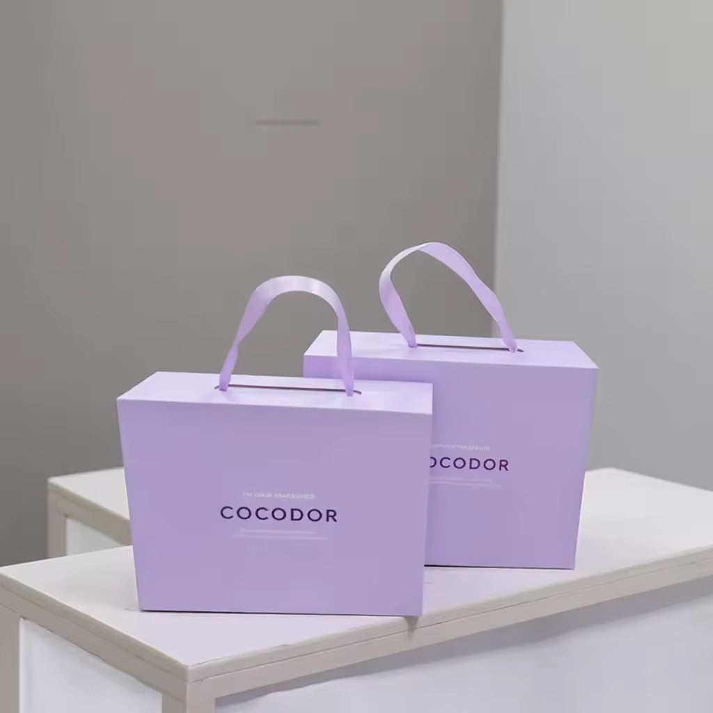 Custom Large Luxury Handbag Gift Packaging Rigid Magnetic Box Recyclable Cardboard Box For Women Purse Brand Retail Gift Delivery