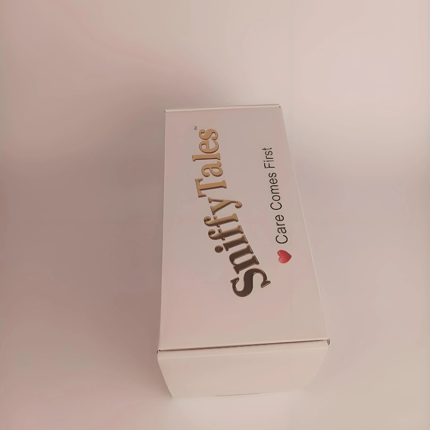 Deep Square Cube Mailer Boxes with Exquisite Golden Embossed Pattern for Socks Essential Oils Face Cream-Customizable Shape