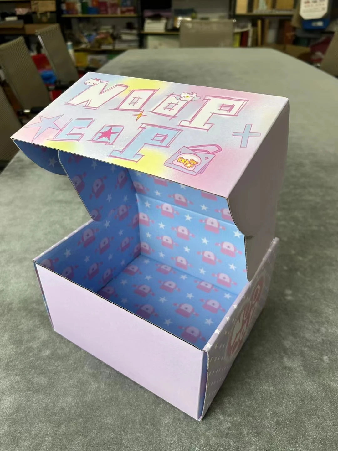windows Xp Showed Bright Shipping Mailer Box with Peel off Packaging Corrugated Foot Align Style Step for Upstair