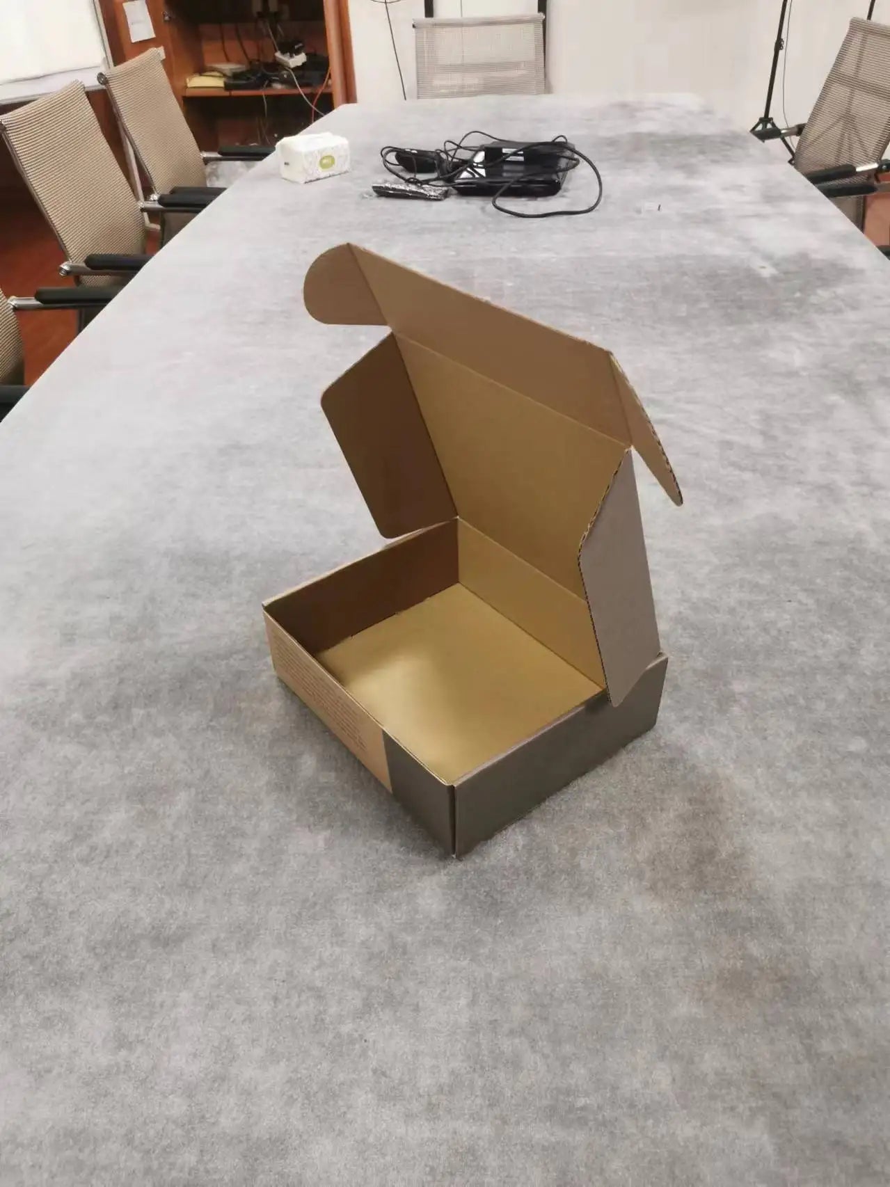 Long Terms Big Cardboard Clothing Paper Packaging Home Eco Box Mailing Apparel Corrugated Custom Shipping Boxes