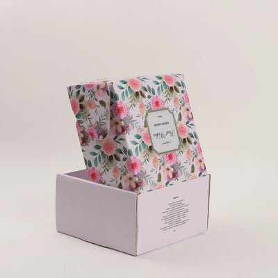 Custom Portable Rigid Mailer Box White Cardboard Corrugated Full Color Embossing Printing for BSCI Certified for Candle Cosmetic