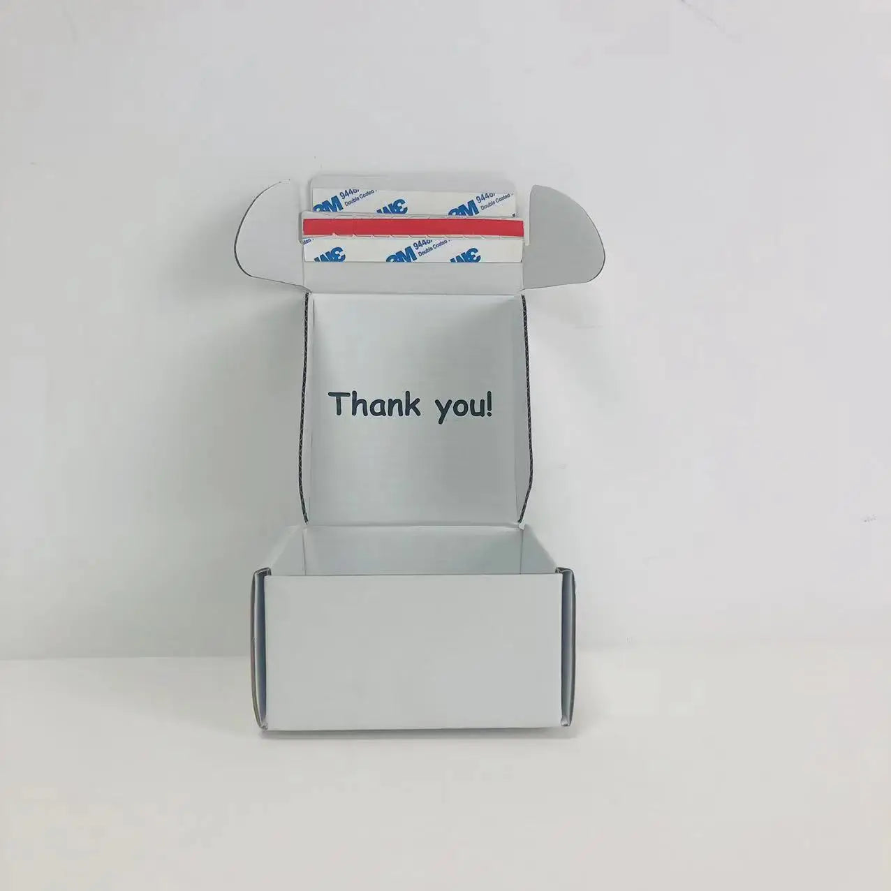 Custom White Cardboard Box Tear Strip Box Foldable Corrugated Shipping Packaging Mailer Boxes Manufacture