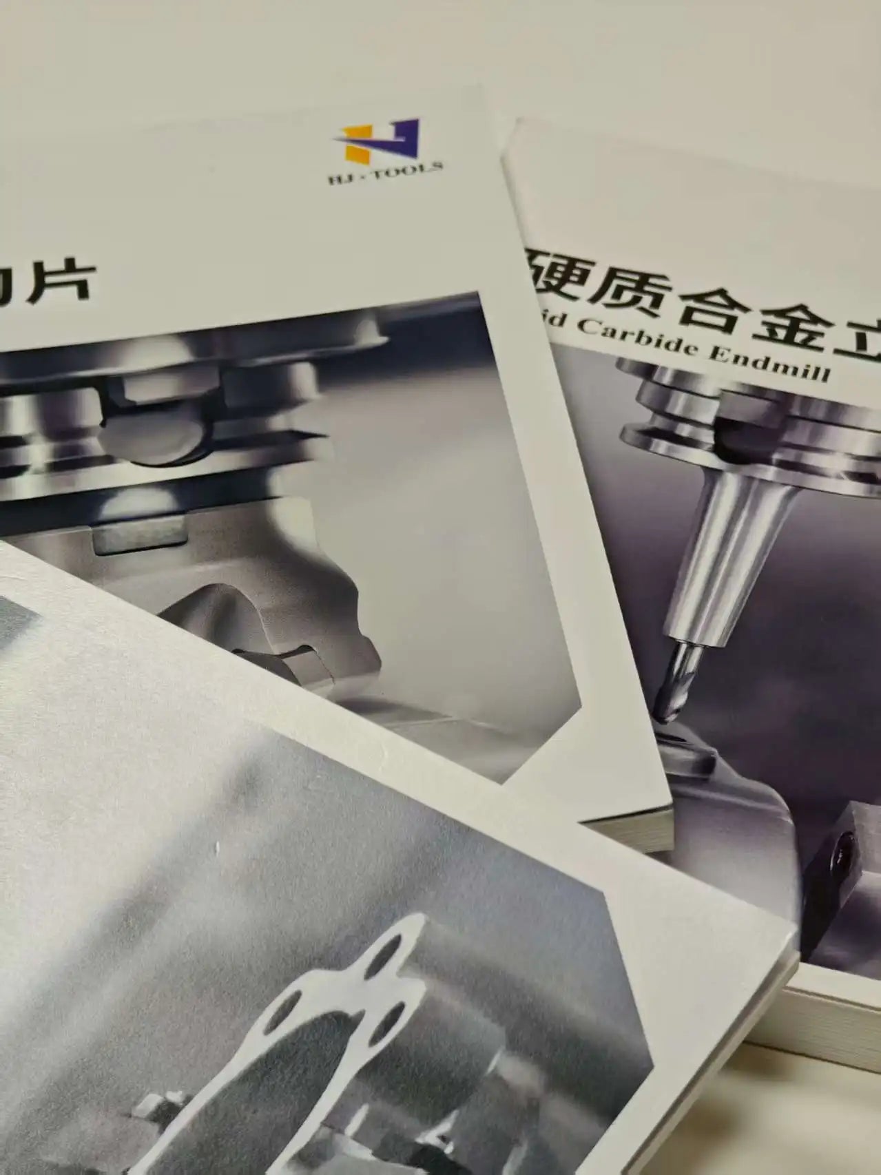 Fancy Paper Coer Brochure Custom Four-Color Printing Offset Printing Duplex Paper Perfect Bound for Manual Insturction Catalogue