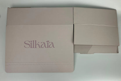 Pink auto-lock self box with easy-tear tape and double-sided adhesive portable  suitable for shipping.