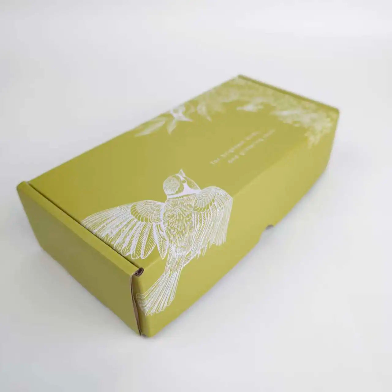 Recycled Materials Customized Shoes Clothing Corrugated Board Box Green Packaging Gift Craft Shipping Mailer Subscription Box