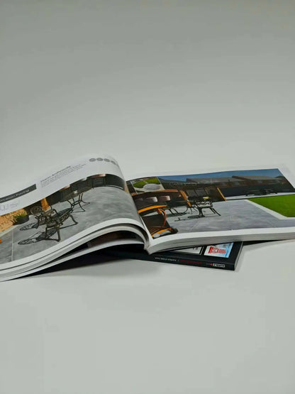 OEM Matt Lamination Cover Four-Color Printing Matt Art Paper Magazine Offset Printing Catalogue for Advertised Brochure