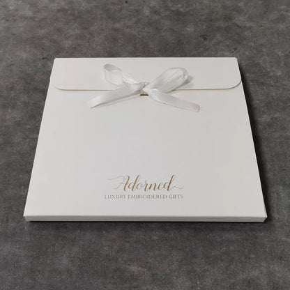 Eco Friendly Cardboard Envelope Packaging Gift Boxes with Ribbon Gold Foiled logo