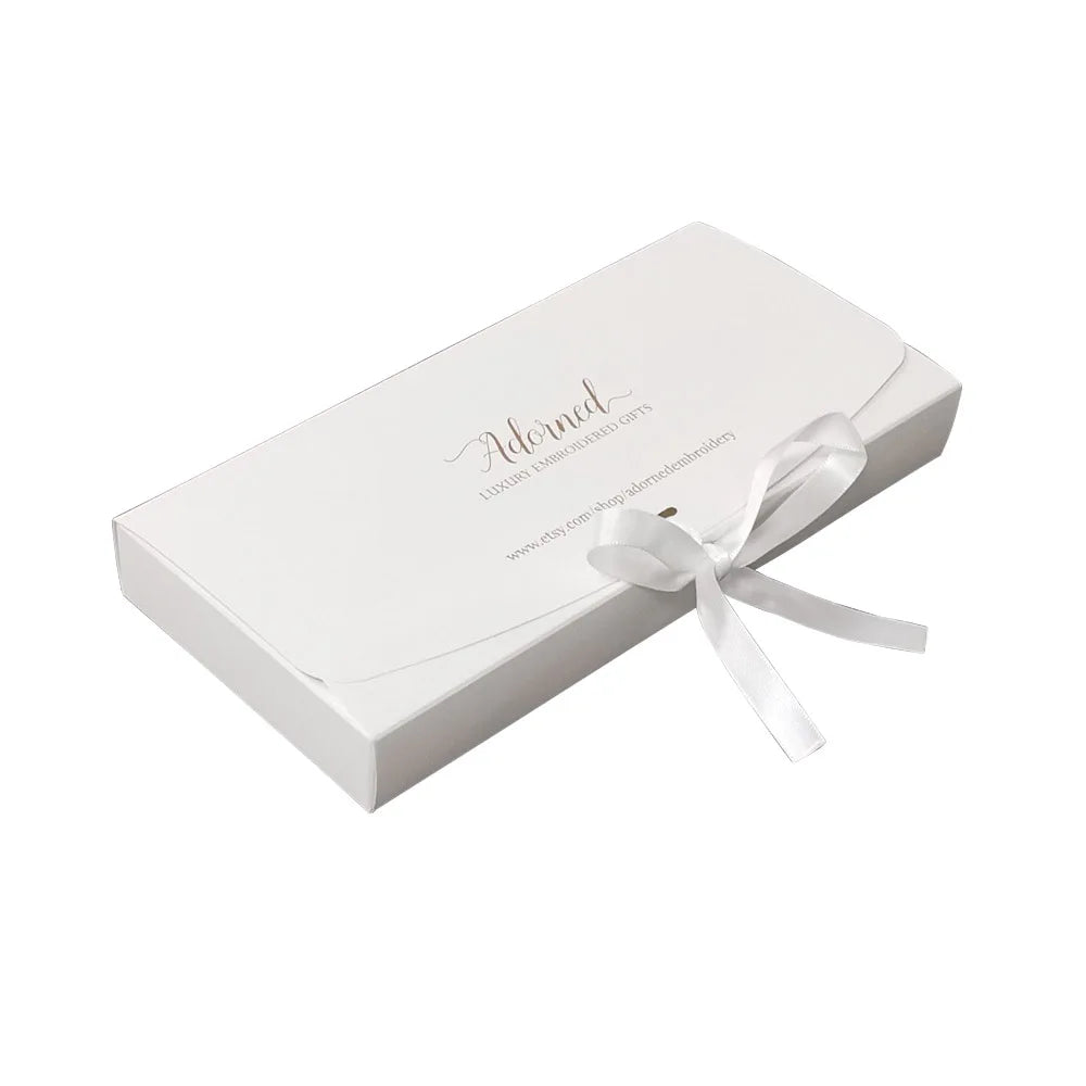 Eco Friendly Cardboard Envelope Packaging Gift Boxes with Ribbon Gold Foiled logo
